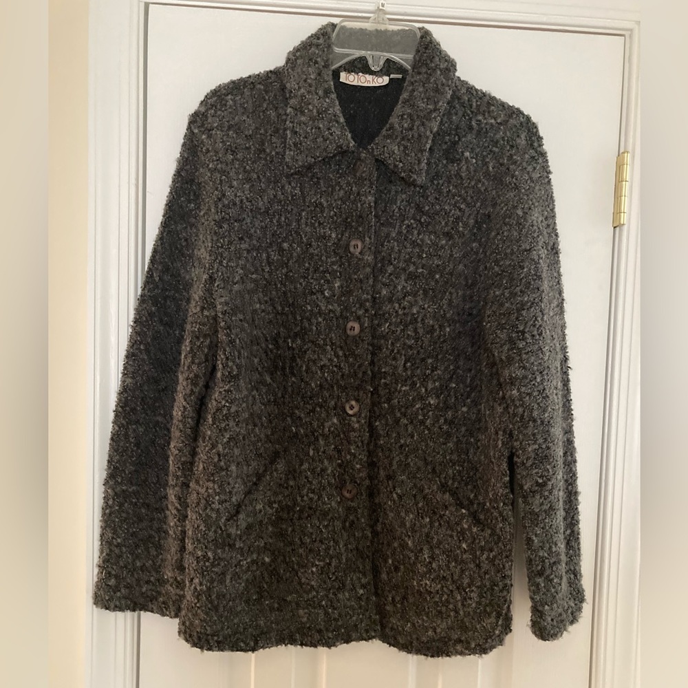 TOTOnKO warm gray sweater jacket. Cardigan with pockets